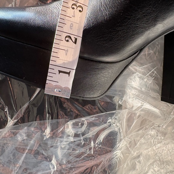 L'INTERVALLE Black Dream Leather Boots - Picture 4 of 4